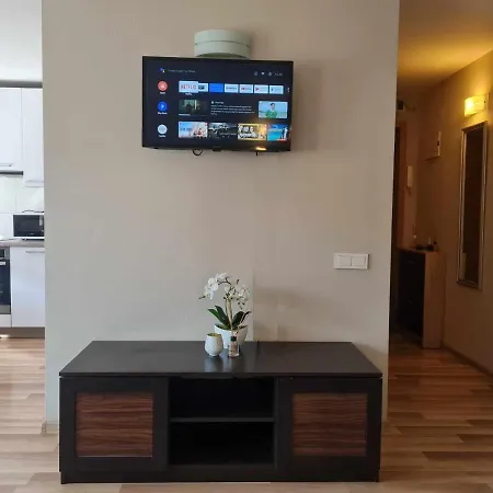 Old Town Apartment, Free Parking In 300 M *