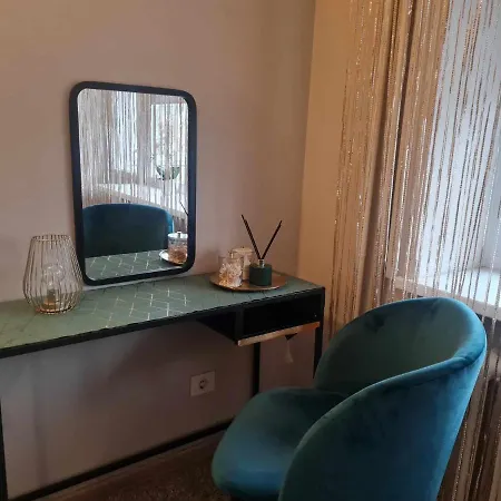 Old Town Apartment, Free Parking In 300 M * Κλαϊπέντα